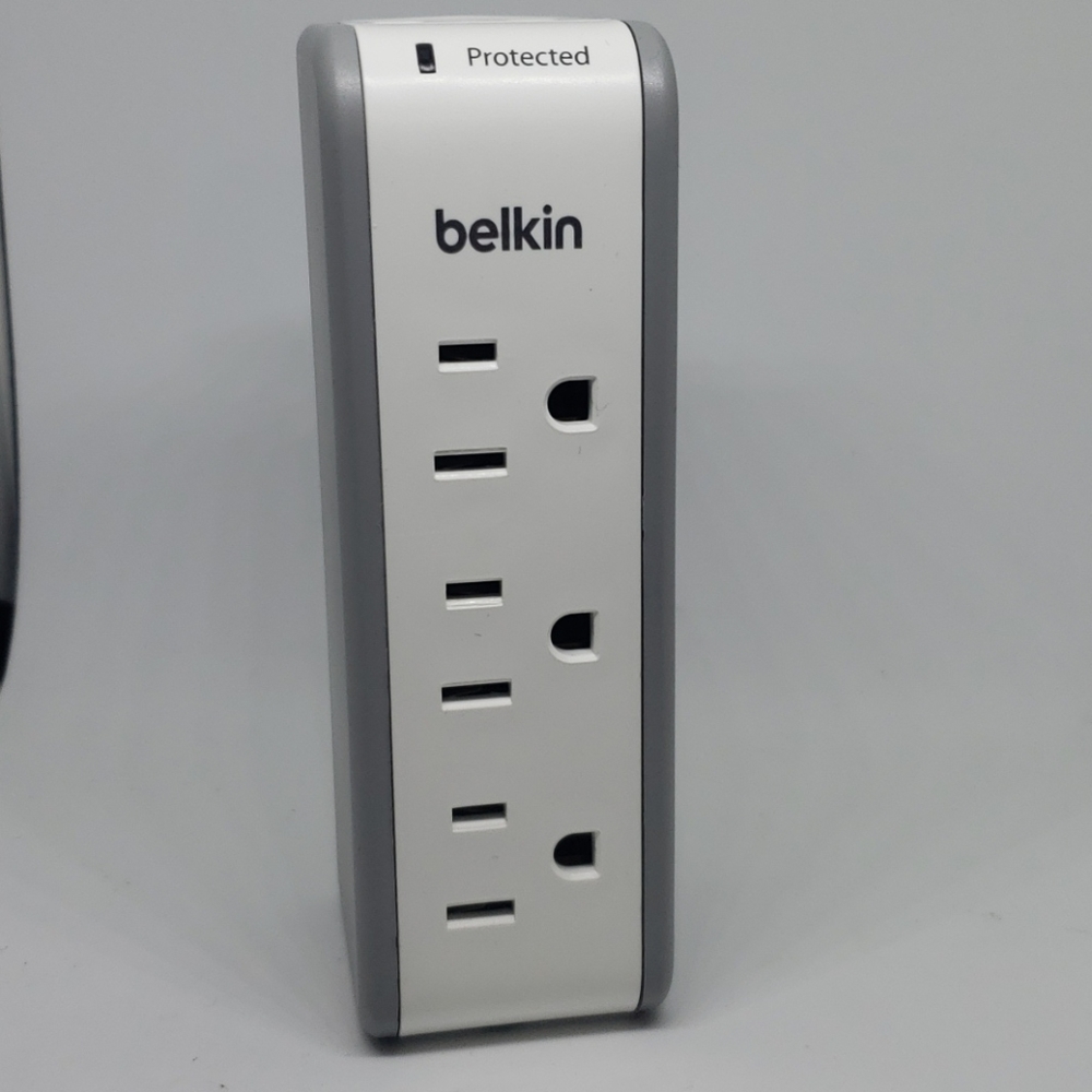 Belkin travel surge protector